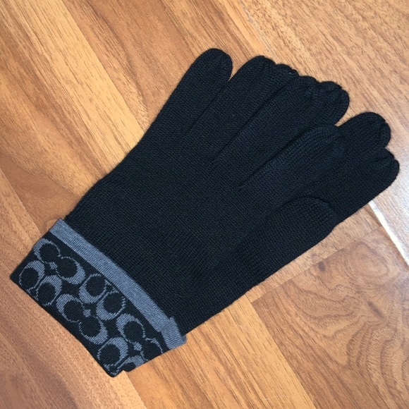 Authentic Coach Merino Wool Gloves - Picture 3 of 6